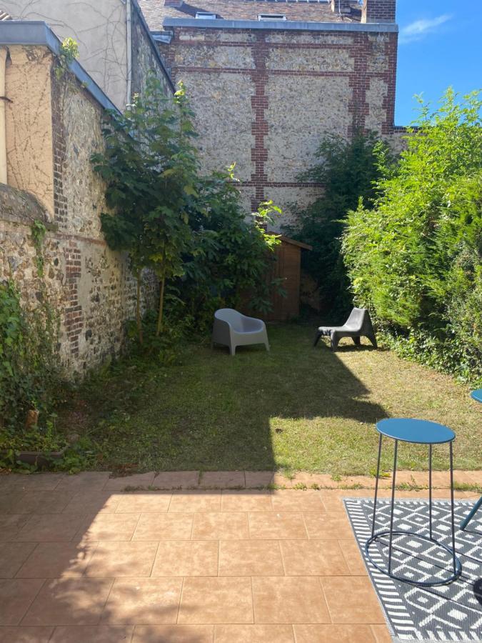 Loft/Jardin Et Parking : Le Petit Clos Bourdet Honfleur Exterior photo